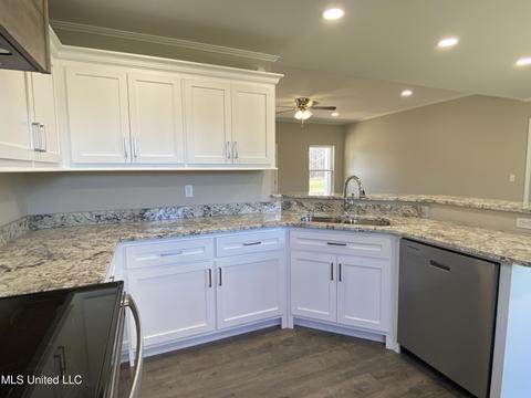 233 Sally Parker Rd, Lucedale, MS 39452 photo 8