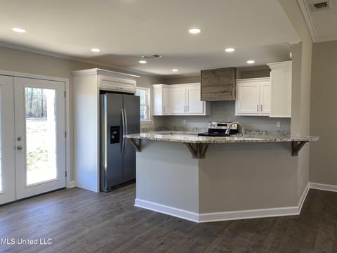 233 Sally Parker Rd, Lucedale, MS 39452 photo 4