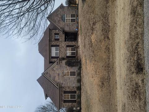 8142 Baron Dr, Olive Branch, MS 38654 photo 1