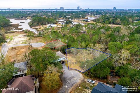 15929 Cottonwood Dr, Biloxi, MS 39532