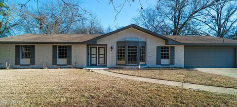 1921 Springridge Dr, Jackson, MS 39211 photo 1