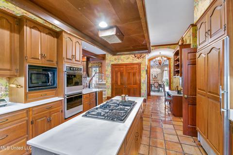 214 Winged Foot Cir, Jackson, MS 39211 photo 21