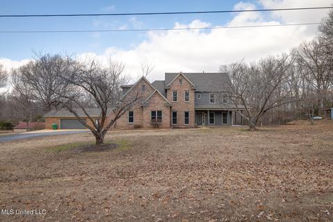 2926 Laverne Rd, Nesbit, MS 38651 photo 1