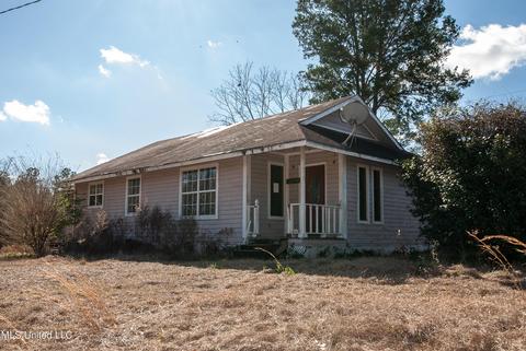 187 Old Mobile Hwy, Lucedale, MS 39452 photo 1