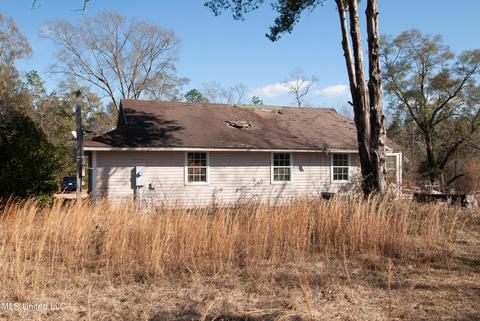 187 Old Mobile Hwy, Lucedale, MS 39452 photo 4