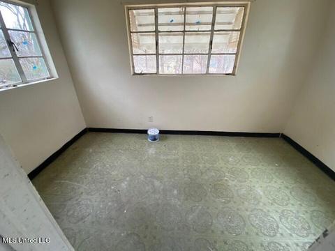 2427 Latimer Ave, Jackson, MS 39209 photo 9