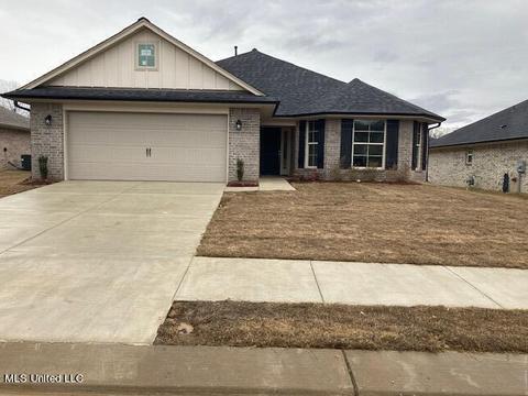 2559 Rutherford Dr, Southaven, MS 38672