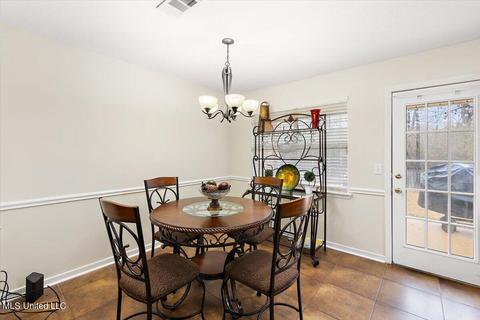 986 Bullrun Dr, Byram, MS 39272 photo 6