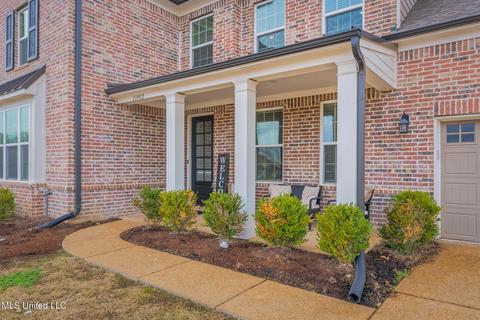 13902 Highlands Crest Loop, Olive Branch, MS 38654 photo 3