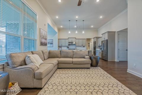 13902 Highlands Crest Loop, Olive Branch, MS 38654 photo 8