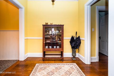 1424 Pinehurst Pl, Jackson, MS 39202 photo 3