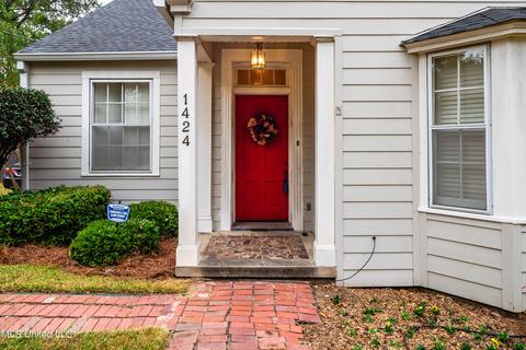 1424 Pinehurst Pl, Jackson, MS 39202 photo 2