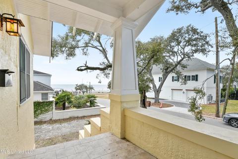 Exterior - 116 Benachi Ave, Biloxi, MS 39530 photo 4 of 7