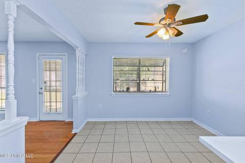 702 Wayne Dr, Canton, MS 39046 photo 11
