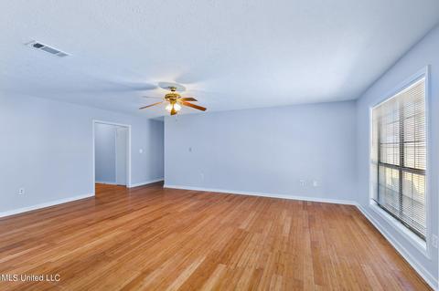 702 Wayne Dr, Canton, MS 39046 photo 9