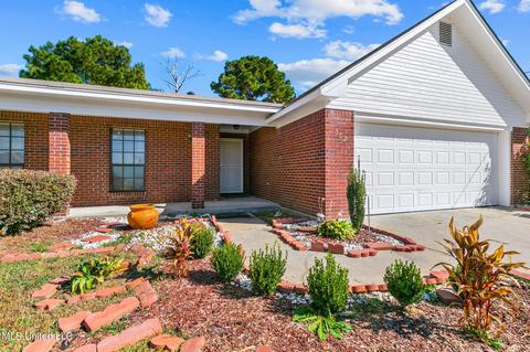 702 Wayne Dr, Canton, MS 39046 photo 5