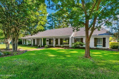 180 Kirkwood Pl, Jackson, MS 39211 photo 2