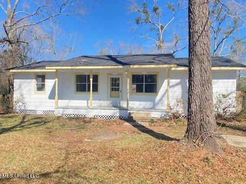 17260 Lakeview Rd, Saucier, MS 39574 photo 1