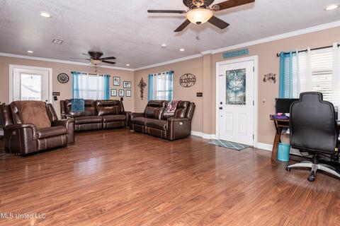10317 Kevin Dr, Moss Point, MS 39562 photo 6