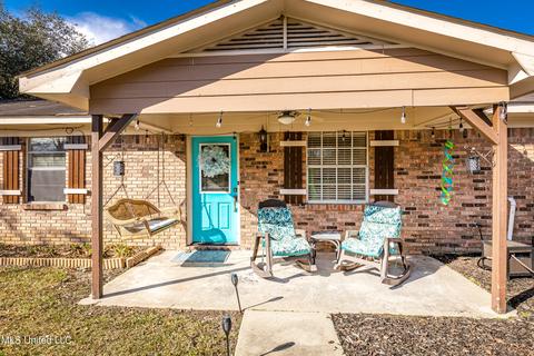 10317 Kevin Dr, Moss Point, MS 39562 photo 4