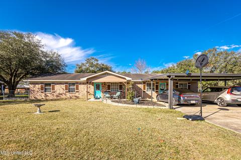 10317 Kevin Dr, Moss Point, MS 39562 photo 1