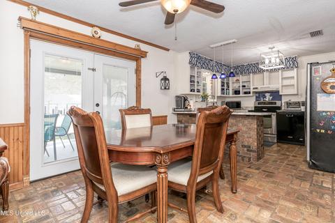 10317 Kevin Dr, Moss Point, MS 39562 photo 44