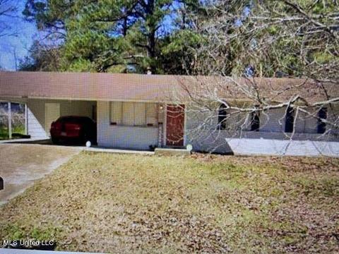 3109 Fleetwood Dr, Jackson, MS 39212 photo 1