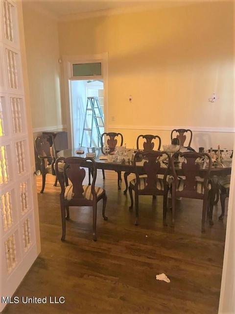 Dining - 545 Central Ave, Coldwater, MS 38618 photo 2 of 3