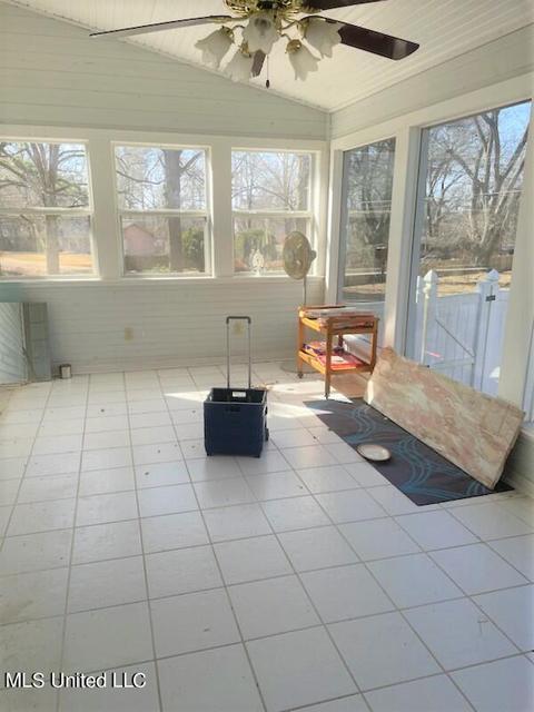 Exterior - 545 Central Ave, Coldwater, MS 38618 photo 5 of 7