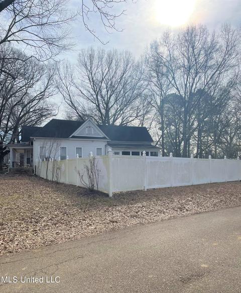 Other - 545 Central Ave, Coldwater, MS 38618 photo 3 of 9