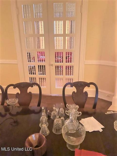 Dining - 545 Central Ave, Coldwater, MS 38618 photo 3 of 3