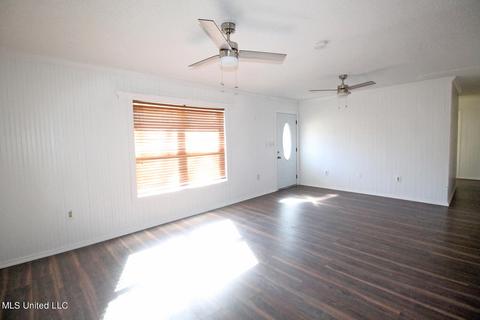 161 Meadow St, Lucedale, MS 39452 photo 12