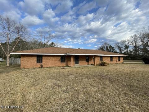 1208 Iris St, Long Beach, MS 39560 photo 1