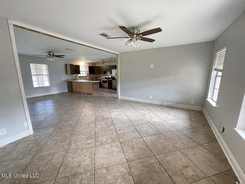 1208 Iris St, Long Beach, MS 39560 photo 2