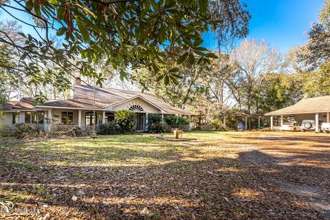 5219 Griffin St, Moss Point, MS 39563 photo 2