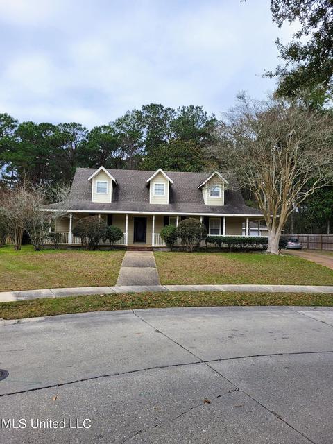 805 Magnolia Bayou Blvd, Ocean Springs, MS 39564