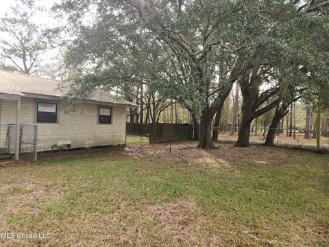 6600 Springwater St, Moss Point, MS 39563 photo 2