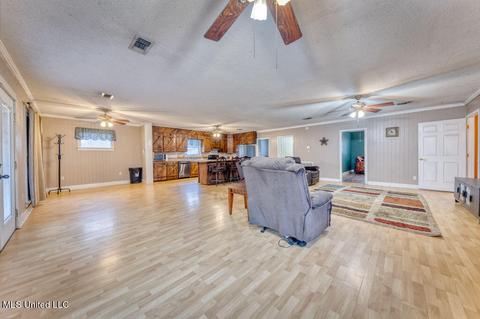 2129 Pascagoula Dr, Lucedale, MS 39452 photo 12