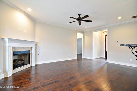 1888 N Clair Cir, Hernando, MS 38632 photo 2