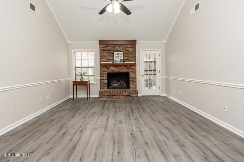 7045 Blue Grass Rd, Olive Branch, MS 38654 photo 4