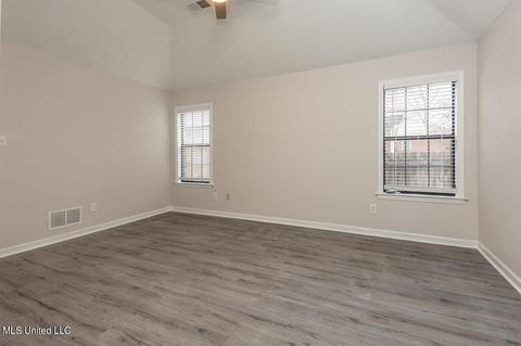 7045 Blue Grass Rd, Olive Branch, MS 38654 photo 15