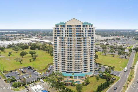 2668 Beach Blvd #1705, Biloxi, MS 39531