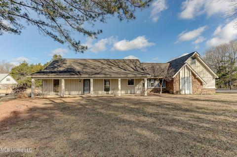 2303 N Pine Lea Dr, Jackson, MS 39209 photo 1