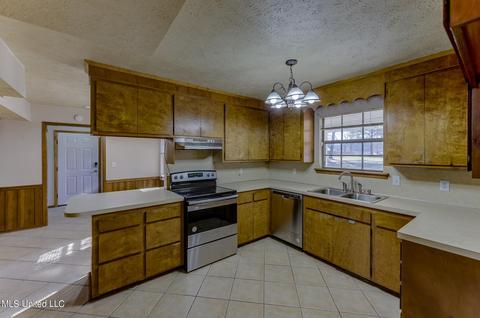 2303 N Pine Lea Dr, Jackson, MS 39209 photo 21