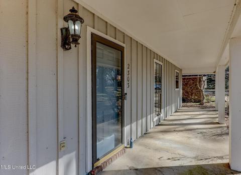 2303 N Pine Lea Dr, Jackson, MS 39209 photo 4