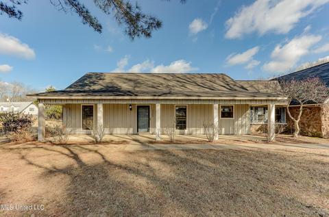 2303 N Pine Lea Dr, Jackson, MS 39209 photo 2