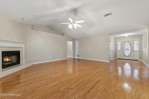 801 Eagle Eyrie Dr, Biloxi, MS 39532 photo 4