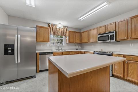 801 Eagle Eyrie Dr, Biloxi, MS 39532 photo 9