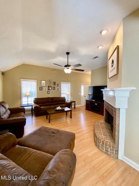 101 Afton Dr, Brandon, MS 39042 photo 3