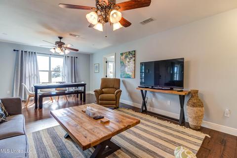 504 Gulf View Ave, Long Beach, MS 39560 photo 9